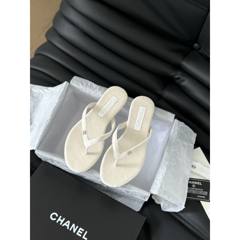 Ch*el slippers